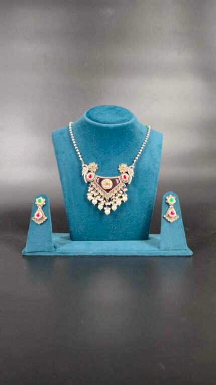 The Heritage Hasli Set